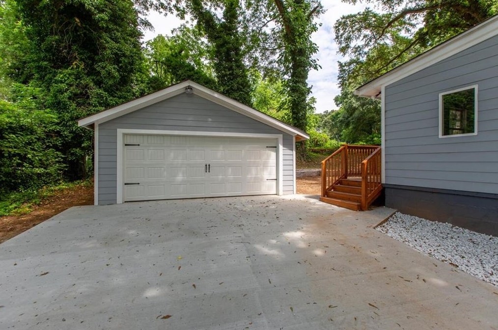 1626 Oak Knl Cir, Atlanta GA  30315-5208 exterior