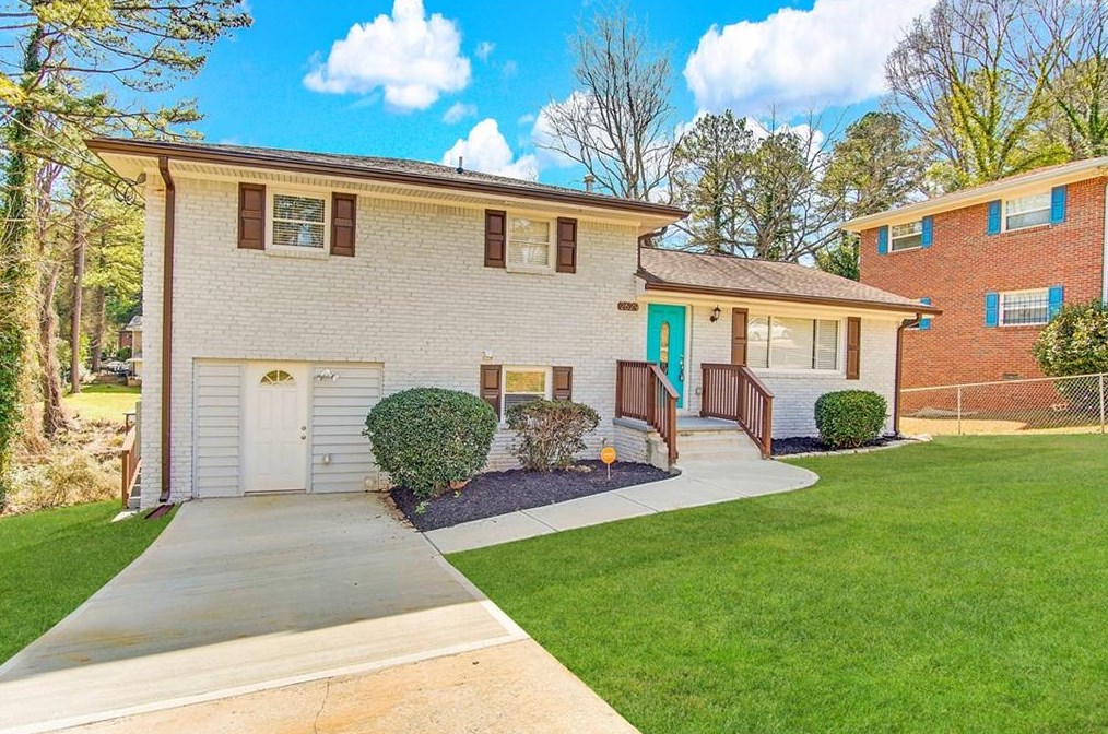 2629 Preston Dr, Decatur GA  30034-1341 exterior