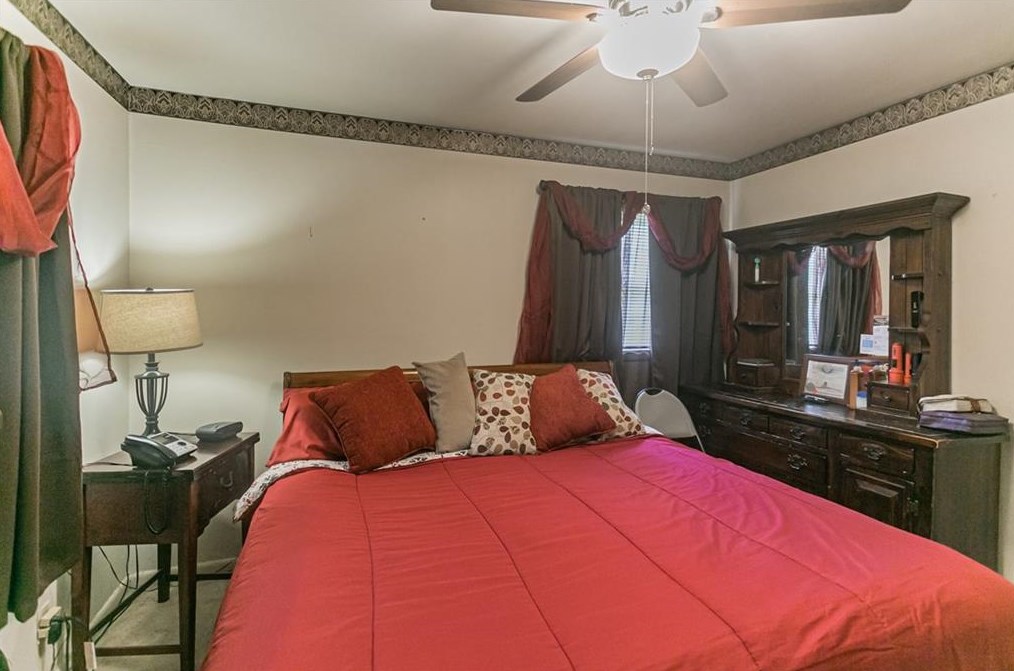 4032 Gretna Green Dr, Decatur GA  30035-1351 exterior