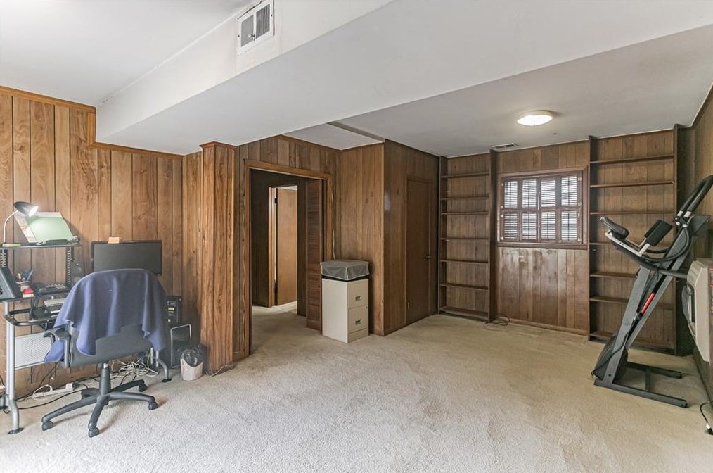 4032 Gretna Green Dr, Decatur GA  30035-1351 exterior