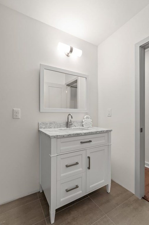 1231 Thomas Rd, Decatur GA  30030-4618 exterior