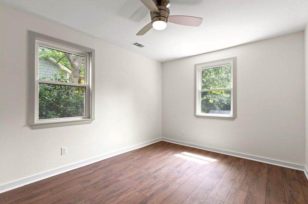 1231 Thomas Rd, Decatur GA  30030-4618 exterior