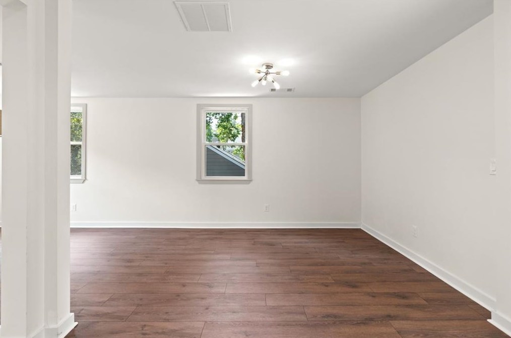 1231 Thomas Rd, Decatur GA  30030-4618 exterior