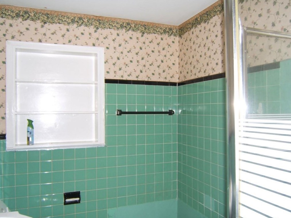 1333 Peachcrest Rd, Decatur GA  30032-2505 exterior