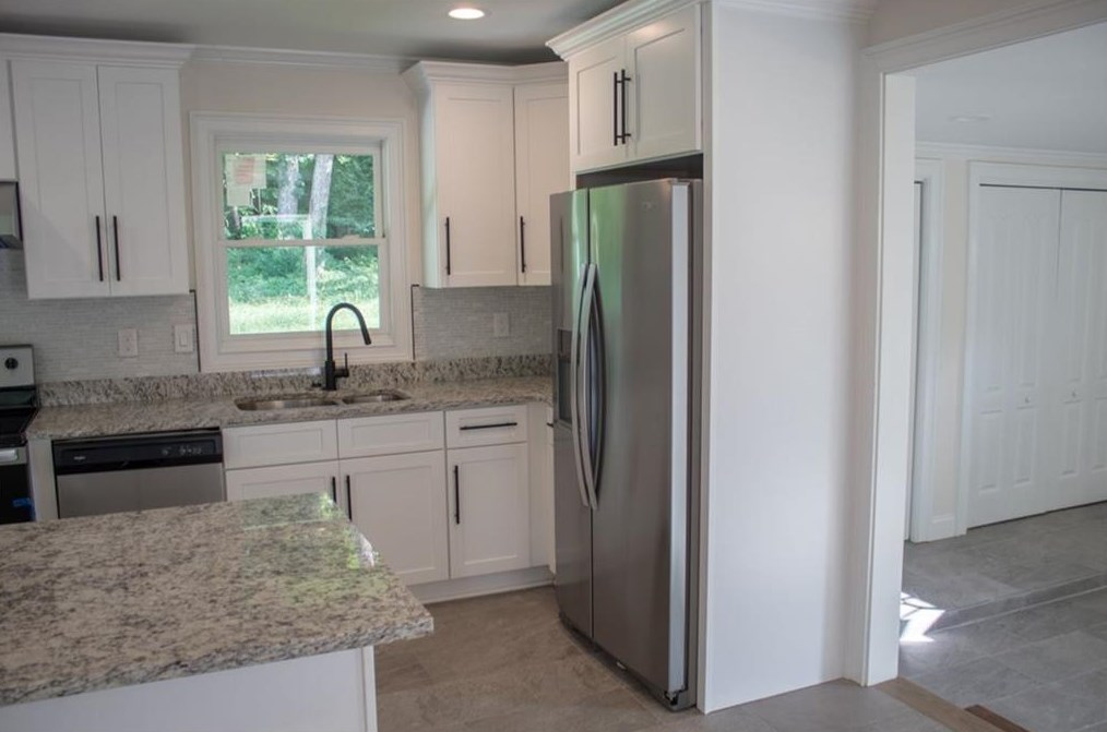2352 Woodcastle Ln, Atlanta GA  30316-3708 exterior
