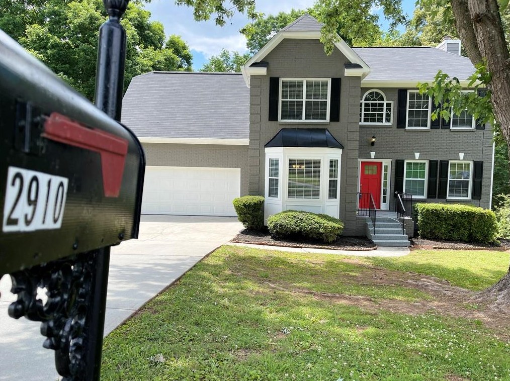 2910 Da Vinci Blvd, Decatur GA  30034-3119 exterior