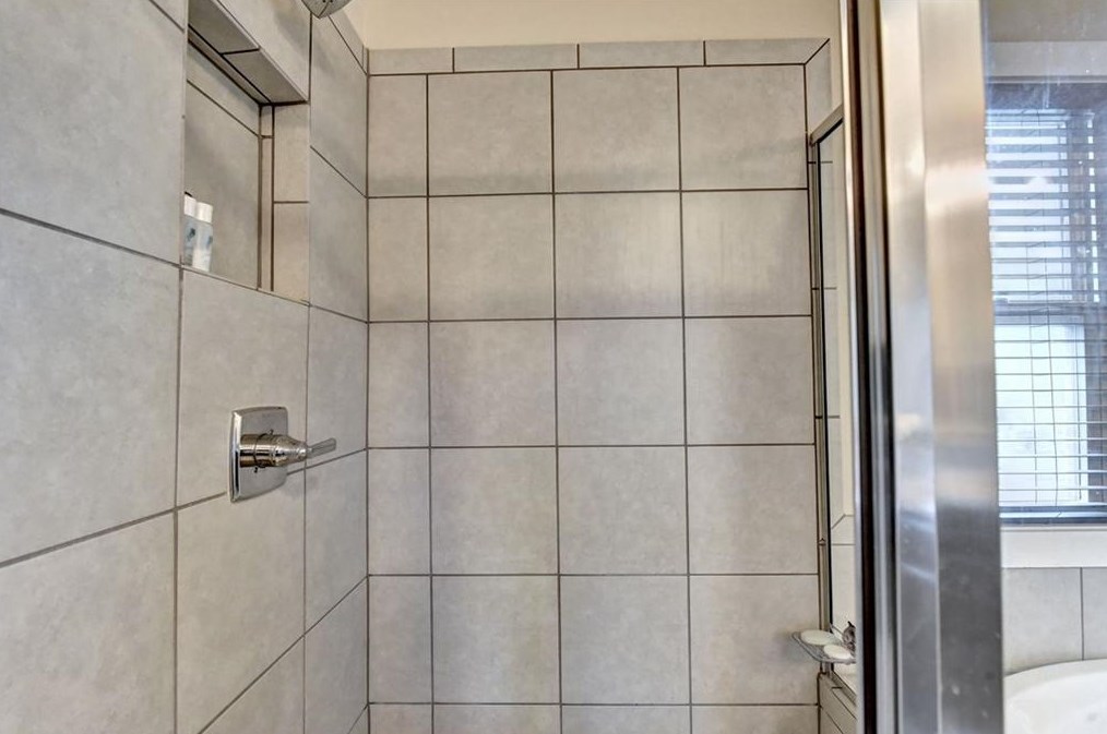 2688 Tilson Rd, Decatur GA  30032-0056 exterior