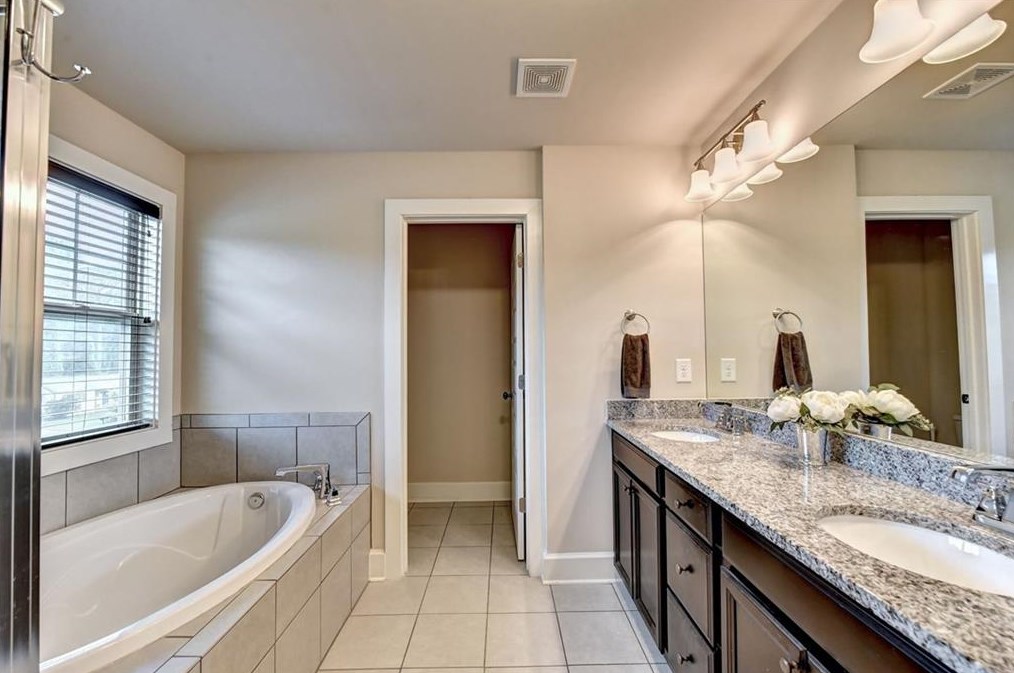 2688 Tilson Rd, Decatur GA  30032-0056 exterior