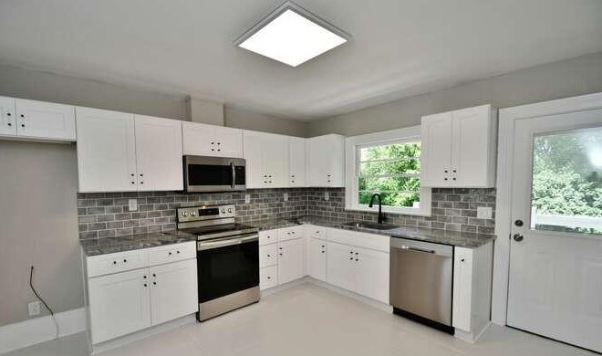 670 Crestview Ter, Gainesville GA  30501-3110 exterior