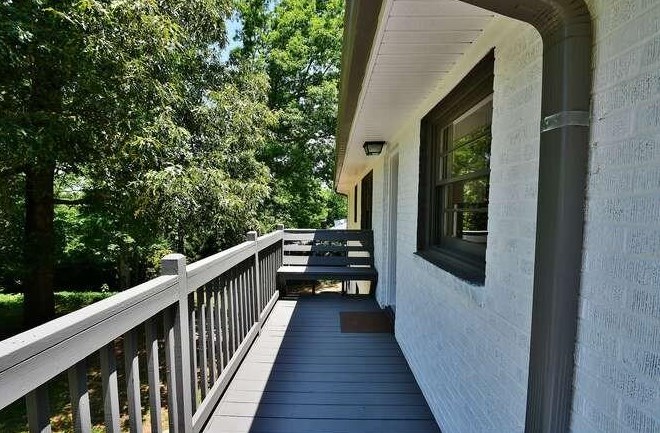 670 Crestview Ter, Gainesville GA  30501-3110 exterior