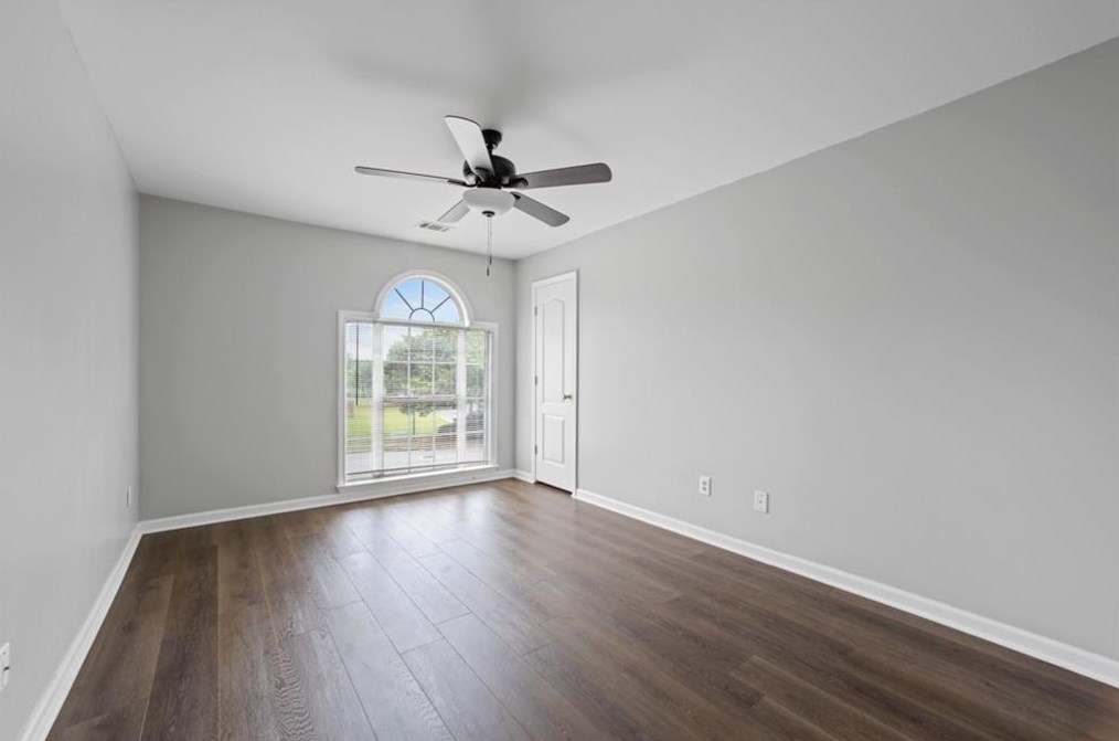 660 Beckenham Walk Dr, Dacula GA  30019-6735 exterior
