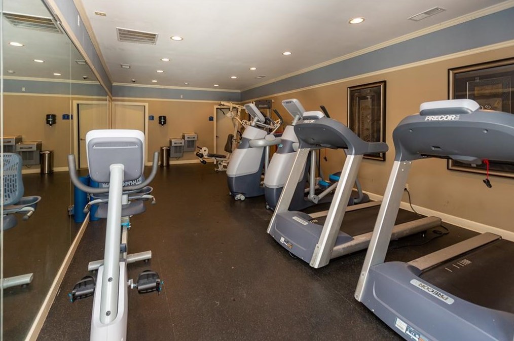 3160 Seven Pines Ct, Atlanta GA  30339-5854 exterior