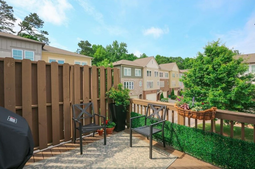 1316 Kingston Trl, Decatur GA  30033-3257 exterior