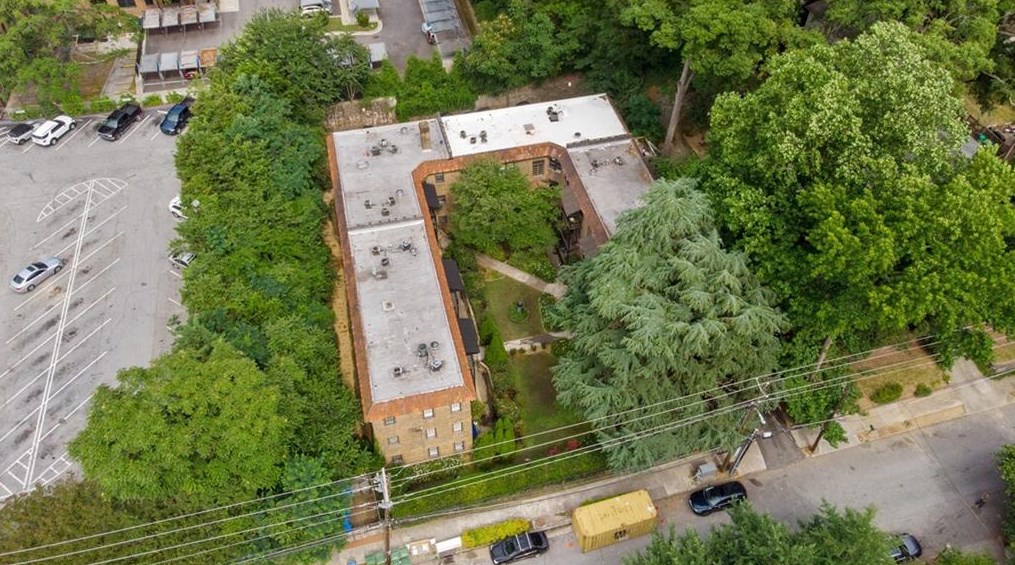 677 Somerset Ter, Atlanta GA  30306-4318 exterior