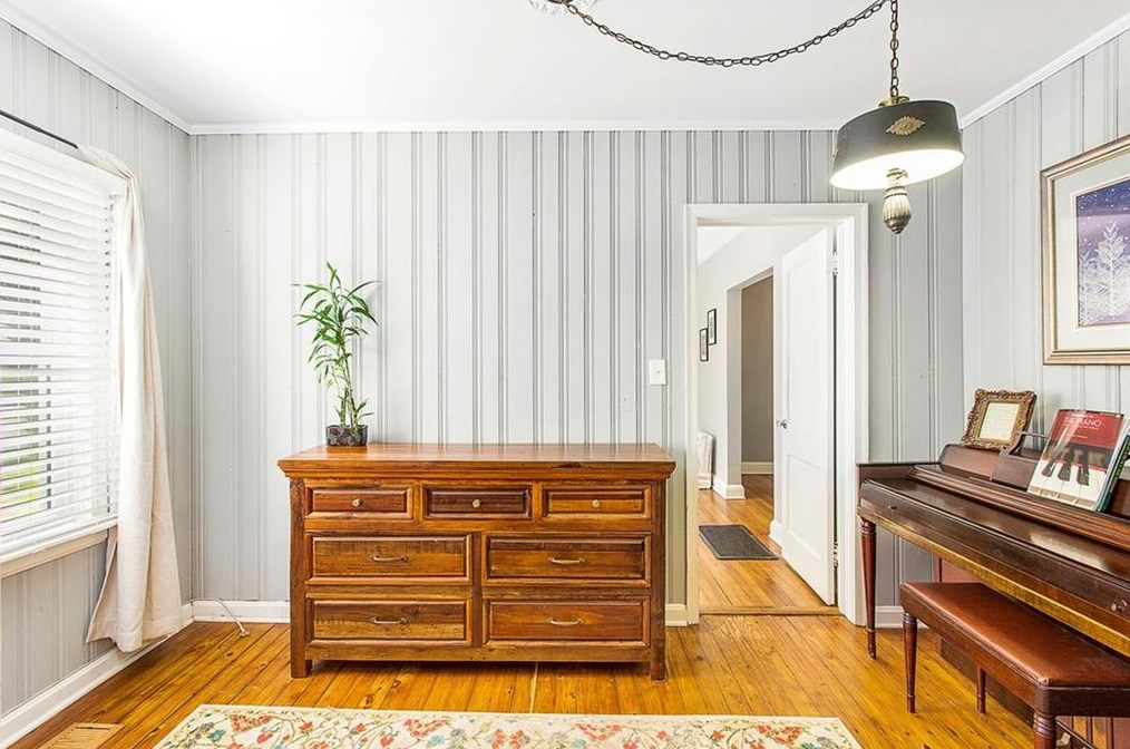 1363 Fenway Cir, Decatur GA  30030-4521 exterior