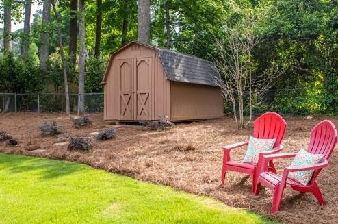 3067 Mount Olive Dr, Decatur GA  30033-3027 exterior