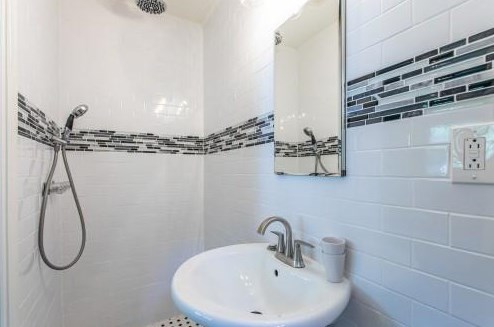 3067 Mount Olive Dr, Decatur GA  30033-3027 exterior