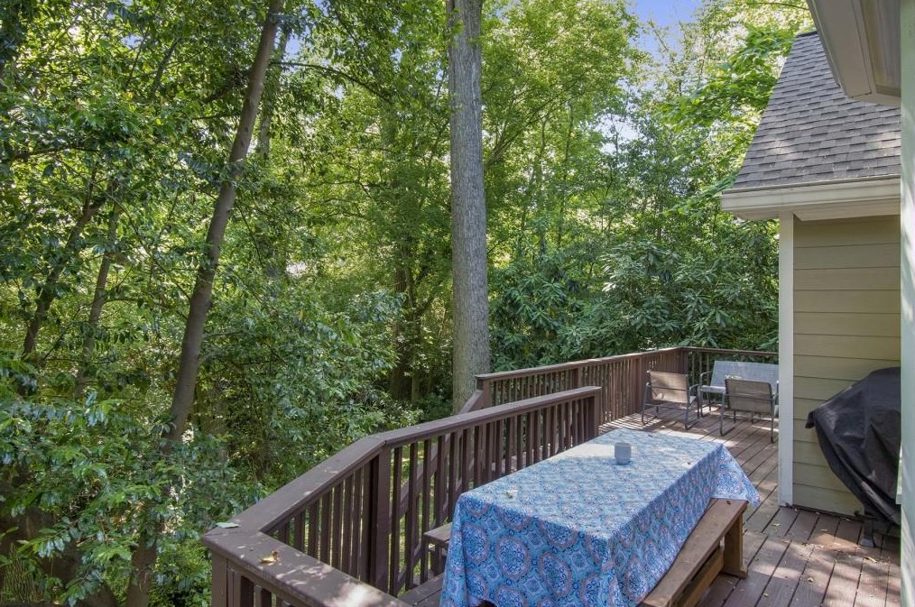 431 Melrose Ave, Decatur GA  30030-2855 exterior