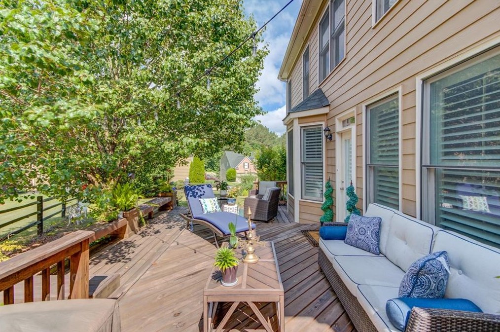 747 Bentleaf Dr, Dallas GA  30132-1135 exterior