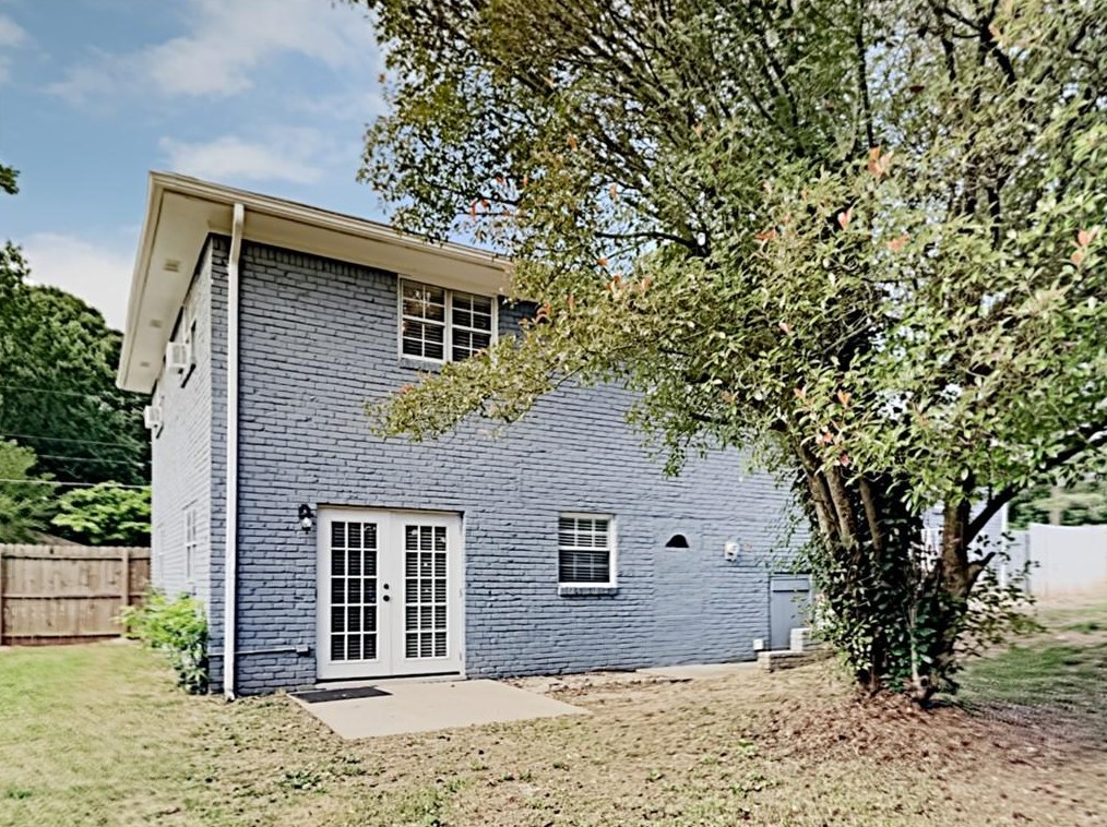 3788 Brookcrest Cir, Decatur GA  30032-3811 exterior