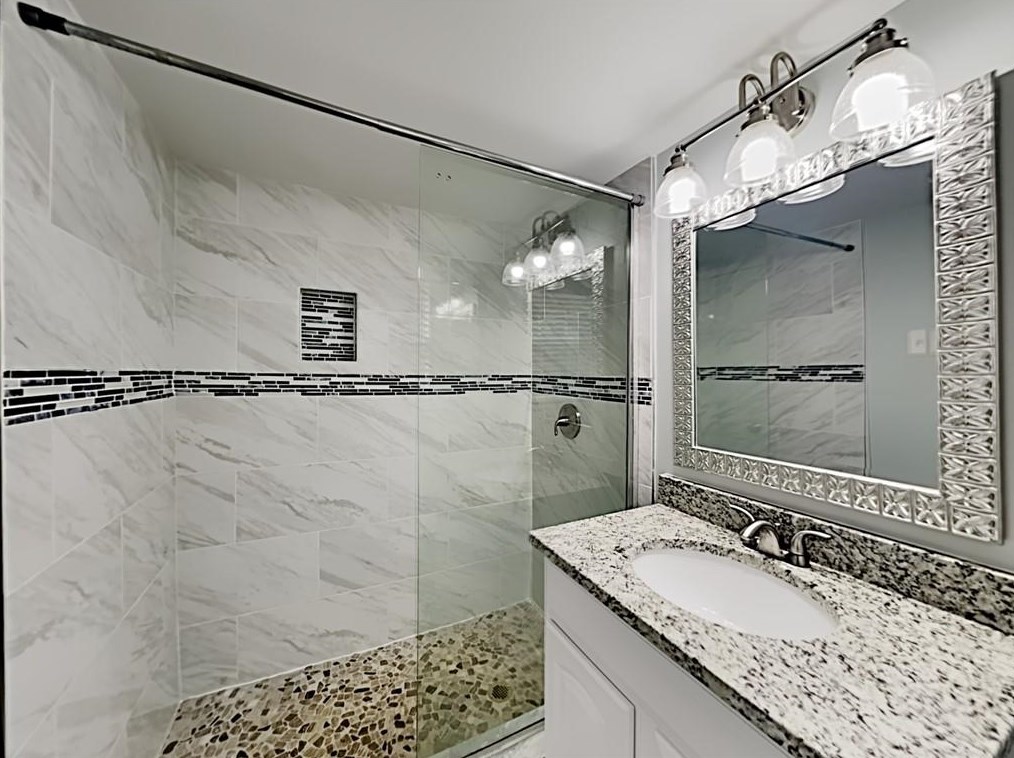 3788 Brookcrest Cir, Decatur GA  30032-3811 exterior