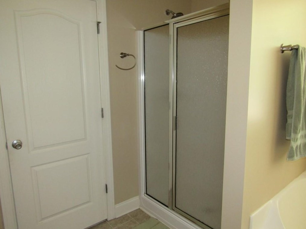 350 Cooper Creek Dr, Dallas GA  30157-1742 exterior