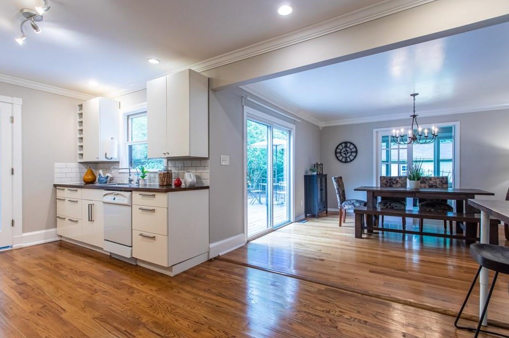 818 Medlock Rd, Decatur GA  30033-5515 exterior