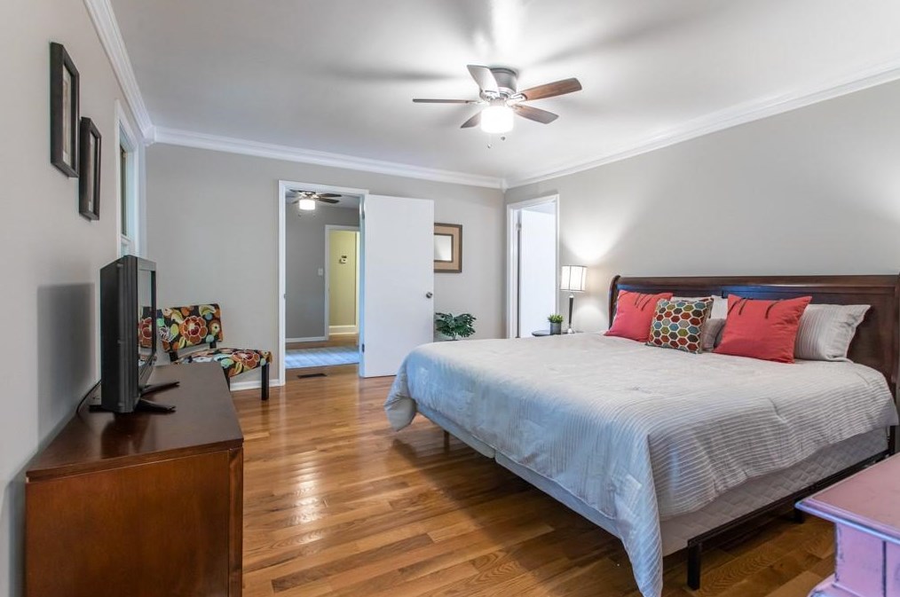 818 Medlock Rd, Decatur GA  30033-5515 exterior