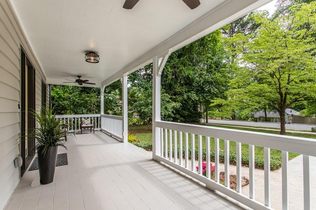 818 Medlock Rd, Decatur GA  30033-5515 exterior