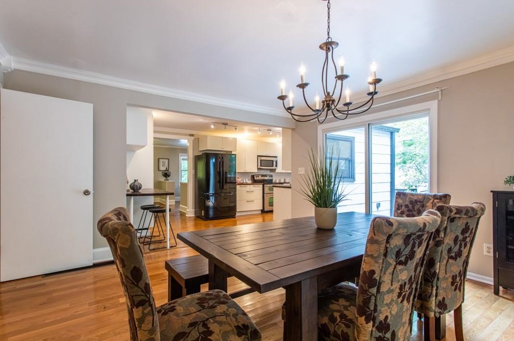 818 Medlock Rd, Decatur GA  30033-5515 exterior