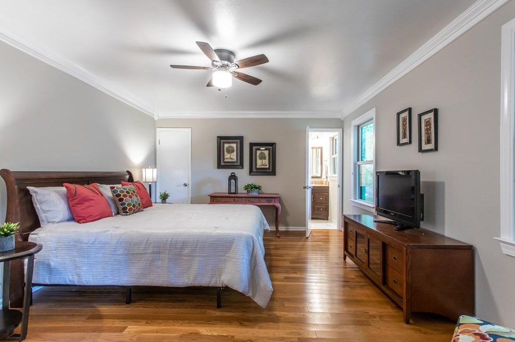 818 Medlock Rd, Decatur GA  30033-5515 exterior