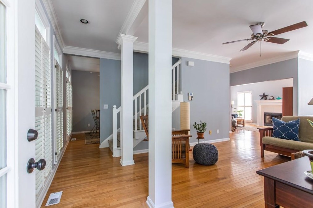 105 Ridley Ln, Decatur GA  30030-2910 exterior