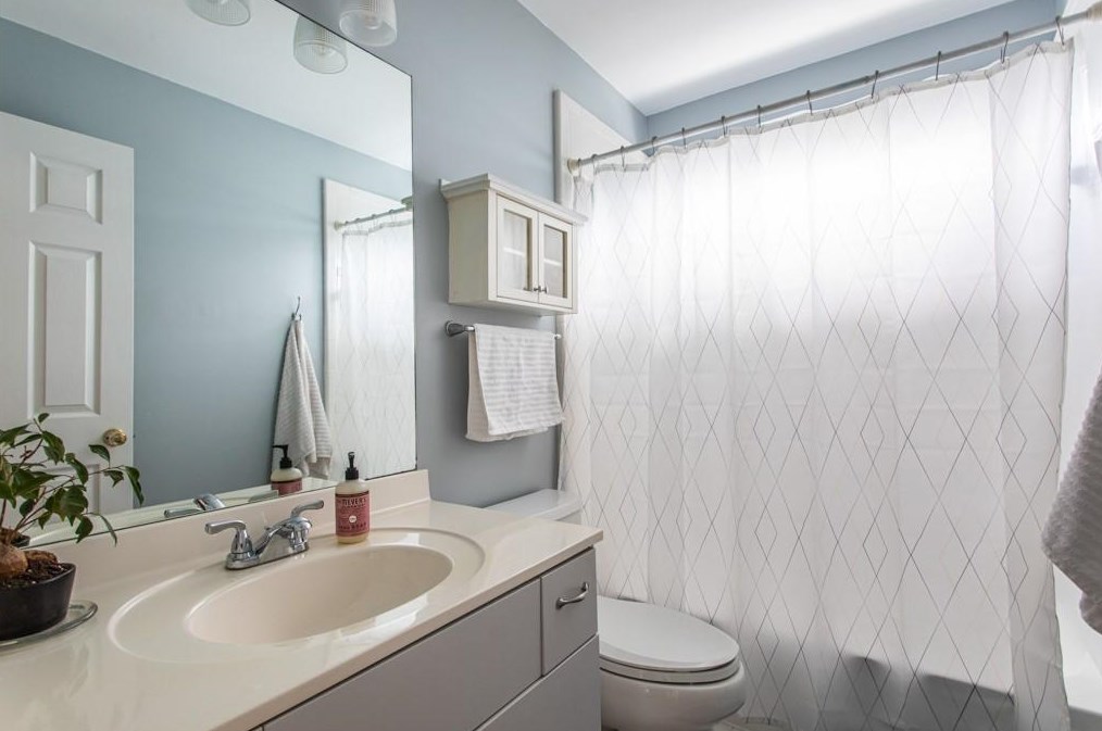 105 Ridley Ln, Decatur GA  30030-2910 exterior