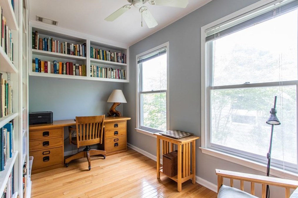 105 Ridley Ln, Decatur GA  30030-2910 exterior