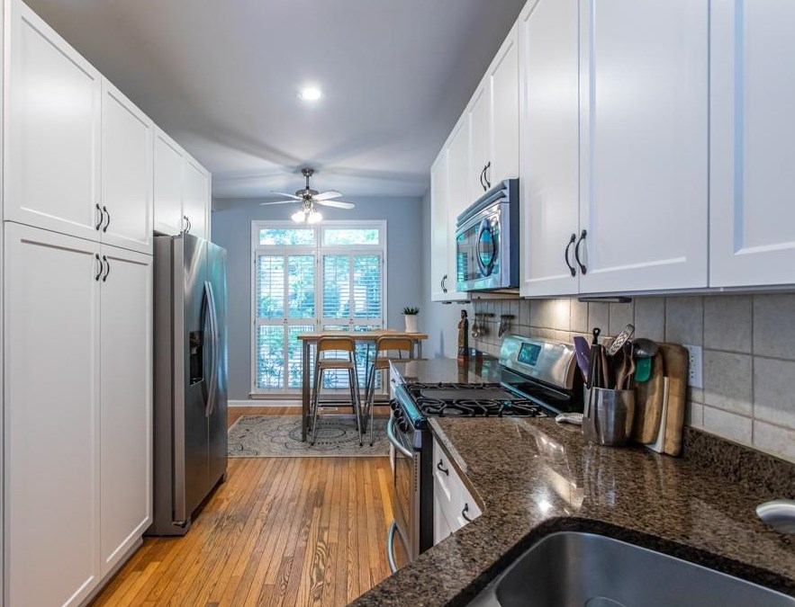 105 Ridley Ln, Decatur GA  30030-2910 exterior