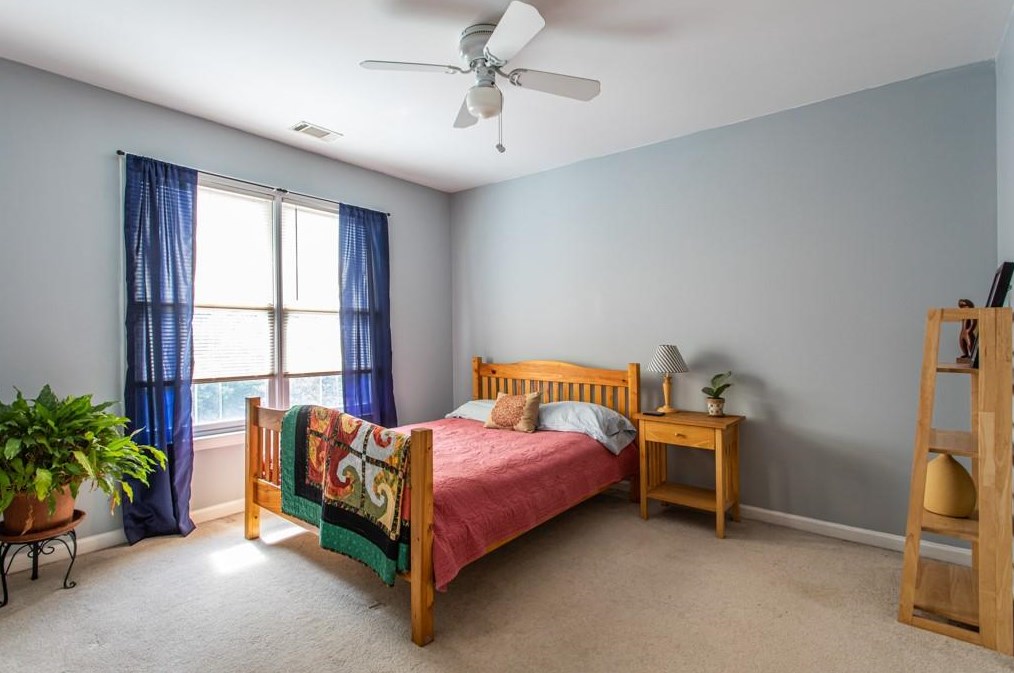 105 Ridley Ln, Decatur GA  30030-2910 exterior