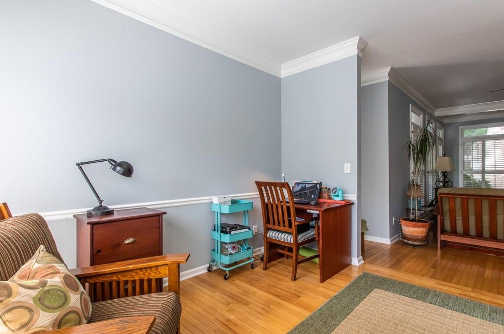 105 Ridley Ln, Decatur GA  30030-2910 exterior