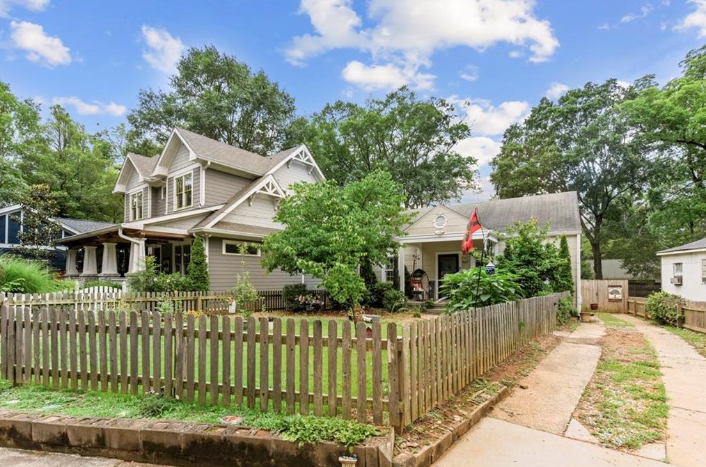 837 Lake Dr, Decatur GA  30030-4903 exterior