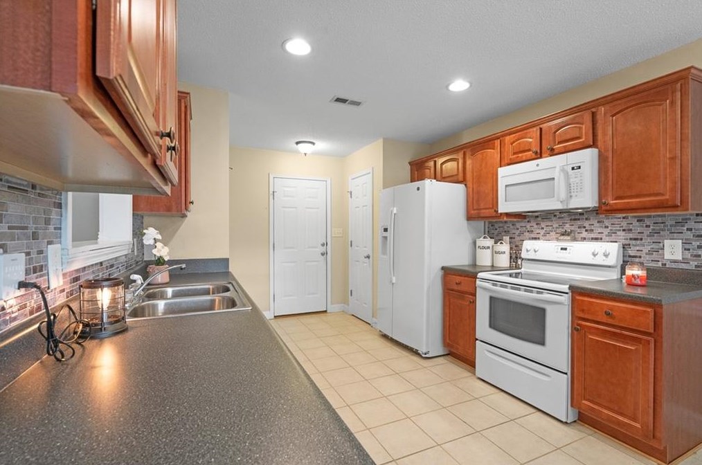 5 Round Rock Cir, Rome GA  30161-9327 exterior