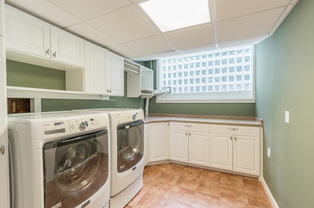 164 Parkwood Rd, Decatur GA  30030-2812 exterior