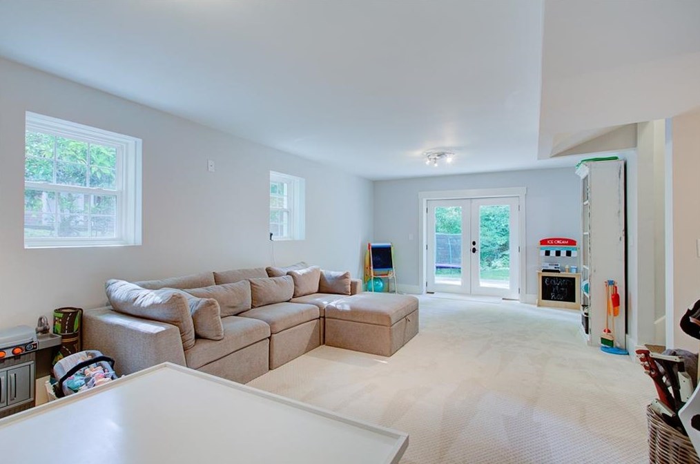 2676 Ridge Valley Rd, Atlanta GA  30327-1824 exterior