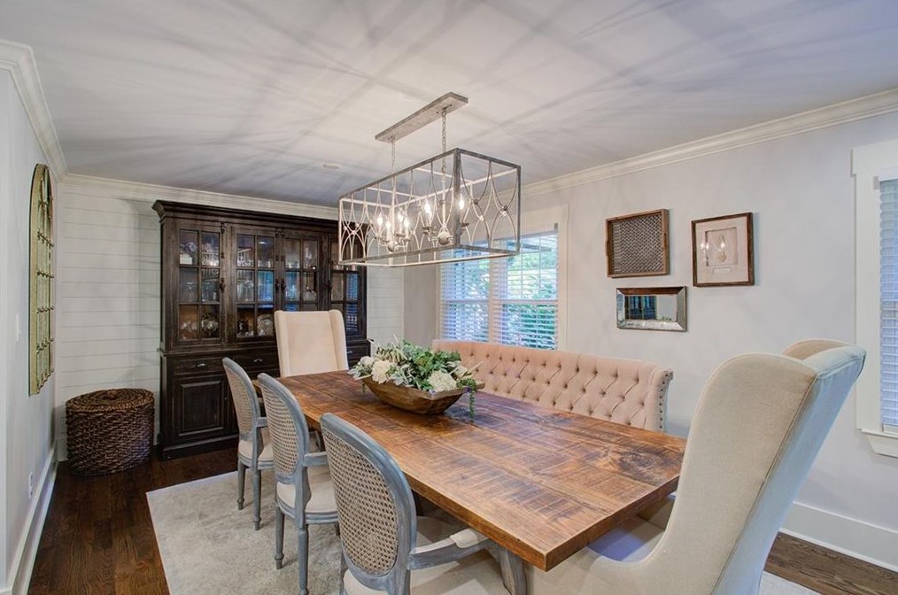 2676 Ridge Valley Rd, Atlanta GA  30327-1824 exterior