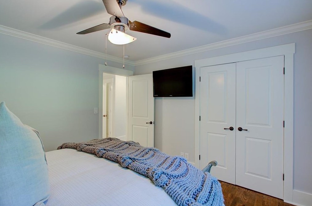 2676 Ridge Valley Rd, Atlanta GA  30327-1824 exterior