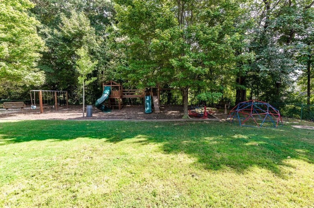 1415 Altamont Dr, Decatur GA  30033-2103 exterior