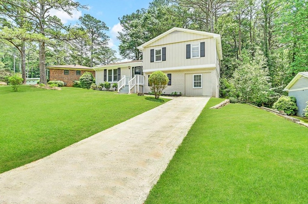 3012 Battle Forrest Dr, Decatur GA  30034-2757 exterior