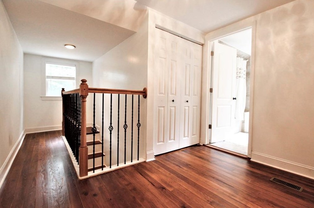 2461 Woodland Cir, Atlanta GA  30344-2765 exterior