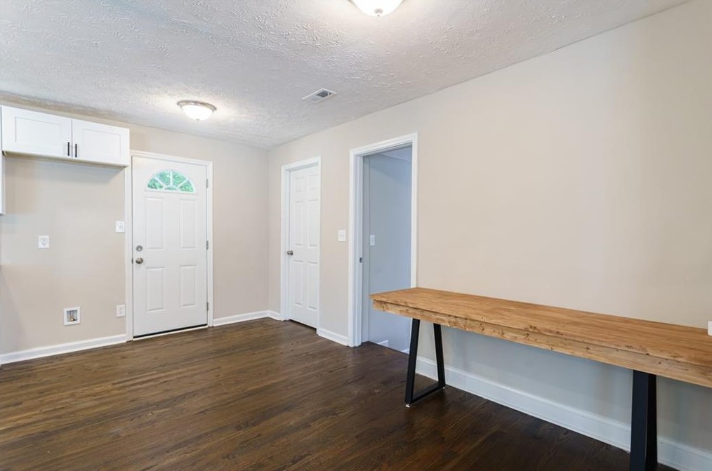 2409 Shamrock Dr, Decatur GA  30032-7149 exterior