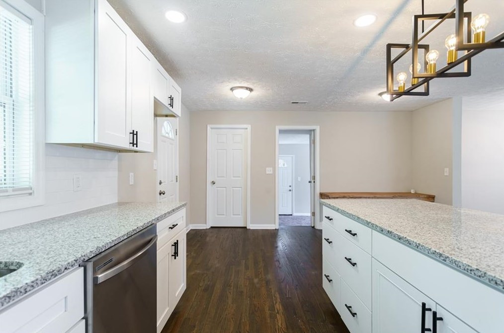 2409 Shamrock Dr, Decatur GA  30032-7149 exterior