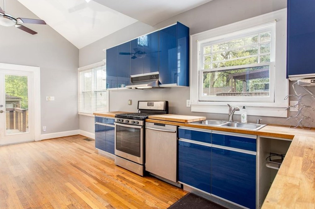 1270 Oak Grove Ave, Atlanta GA  30316-1618 exterior