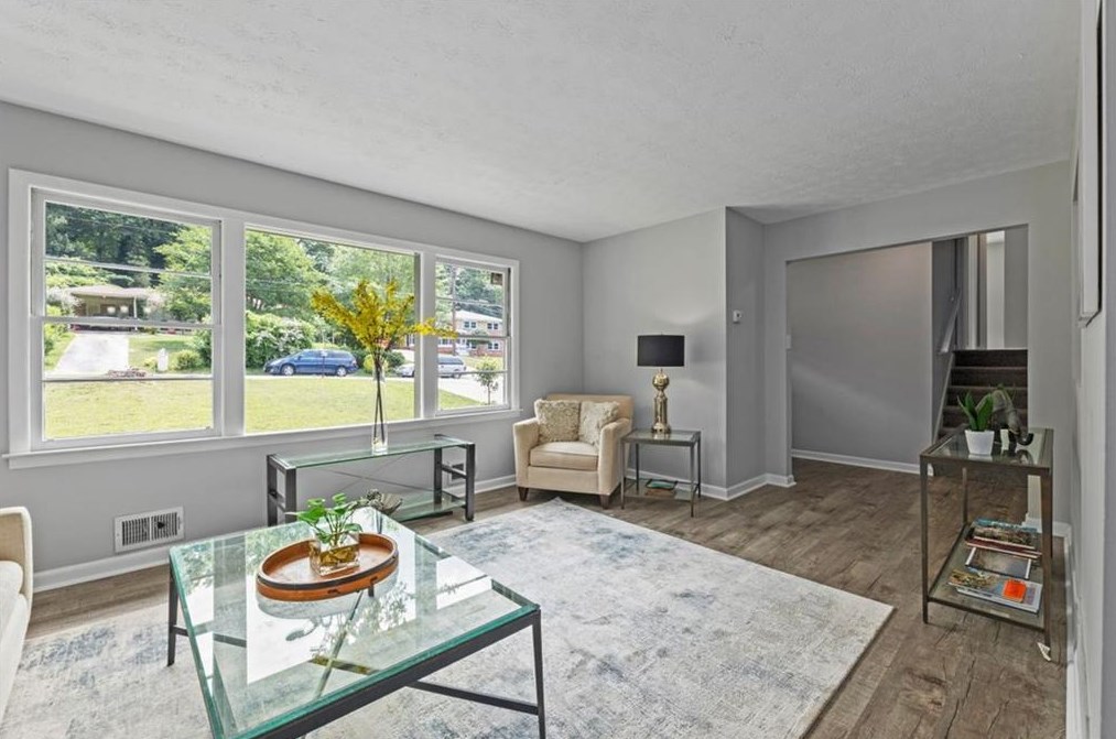 2329 Belmont Dr, Decatur GA  30032-5619 exterior